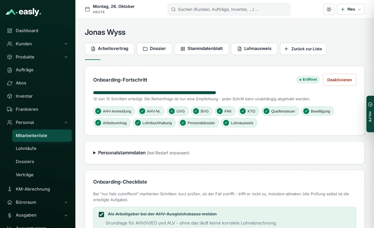 Mitarbeiterdossier in Easly mit Onboarding-Fortschritt und Checkliste
